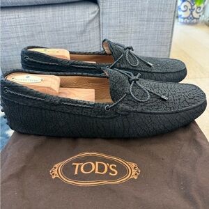 Tod’s Gamino Black Leatherb Bow Slip on Loafers - Size 9.5
